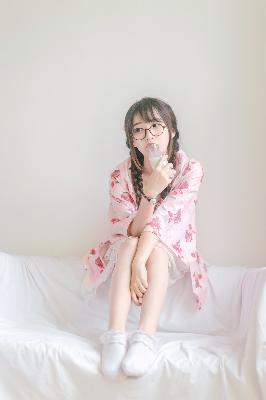 3部高分动漫推荐！《叛逆的侄女》尺度有多大？看完你就懂了！